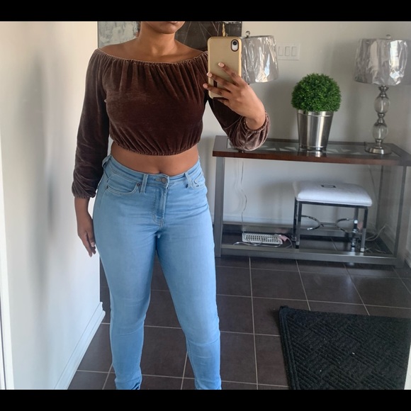Cute velvet brown long sleeve crop top - Picture 1 of 1